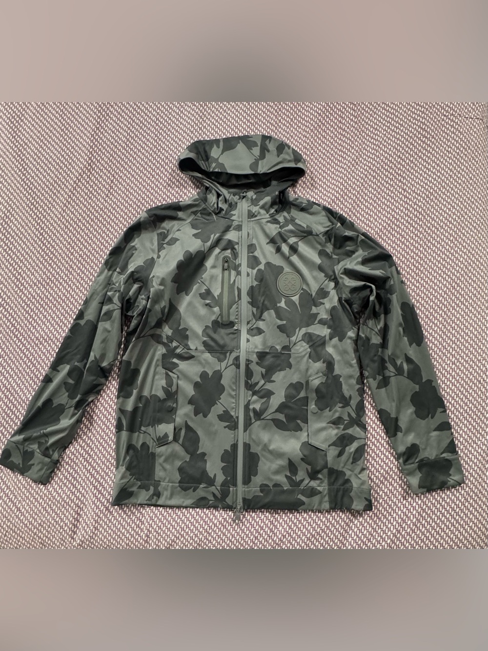 G/FORE Tonal Floral Weather
Resistant Repeller Jacket Charcoal -
AW23